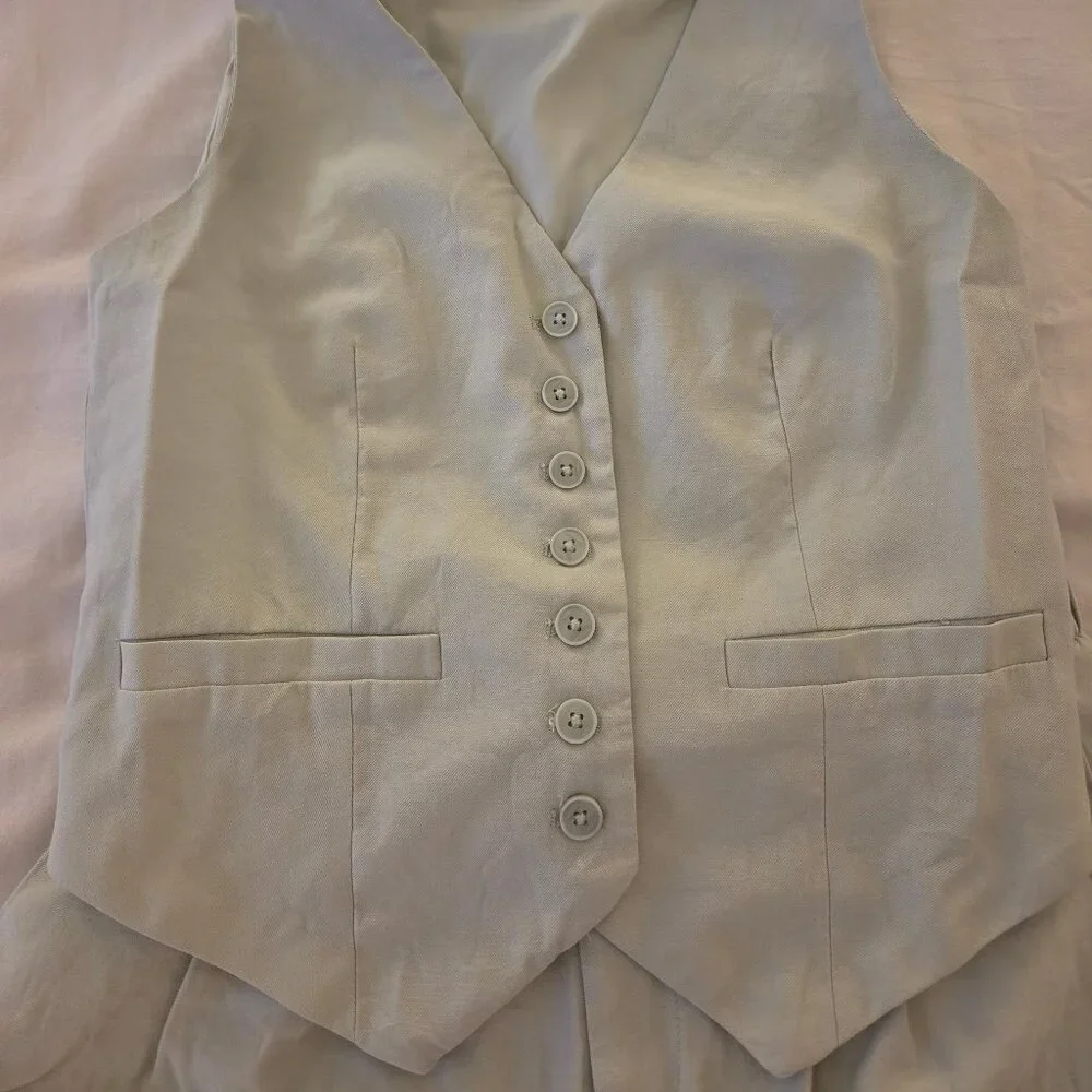 Two Piece Summer Vest Set - Picture 3 of 8